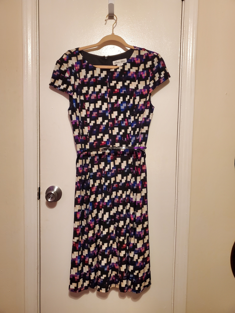Laura Jeffries Casual Geometric Print Dress in Black, White & Purple